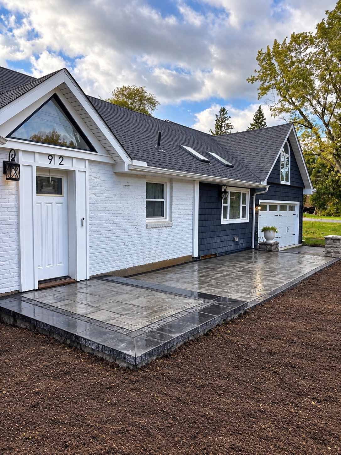 Luxury Front Entry Hardscapes